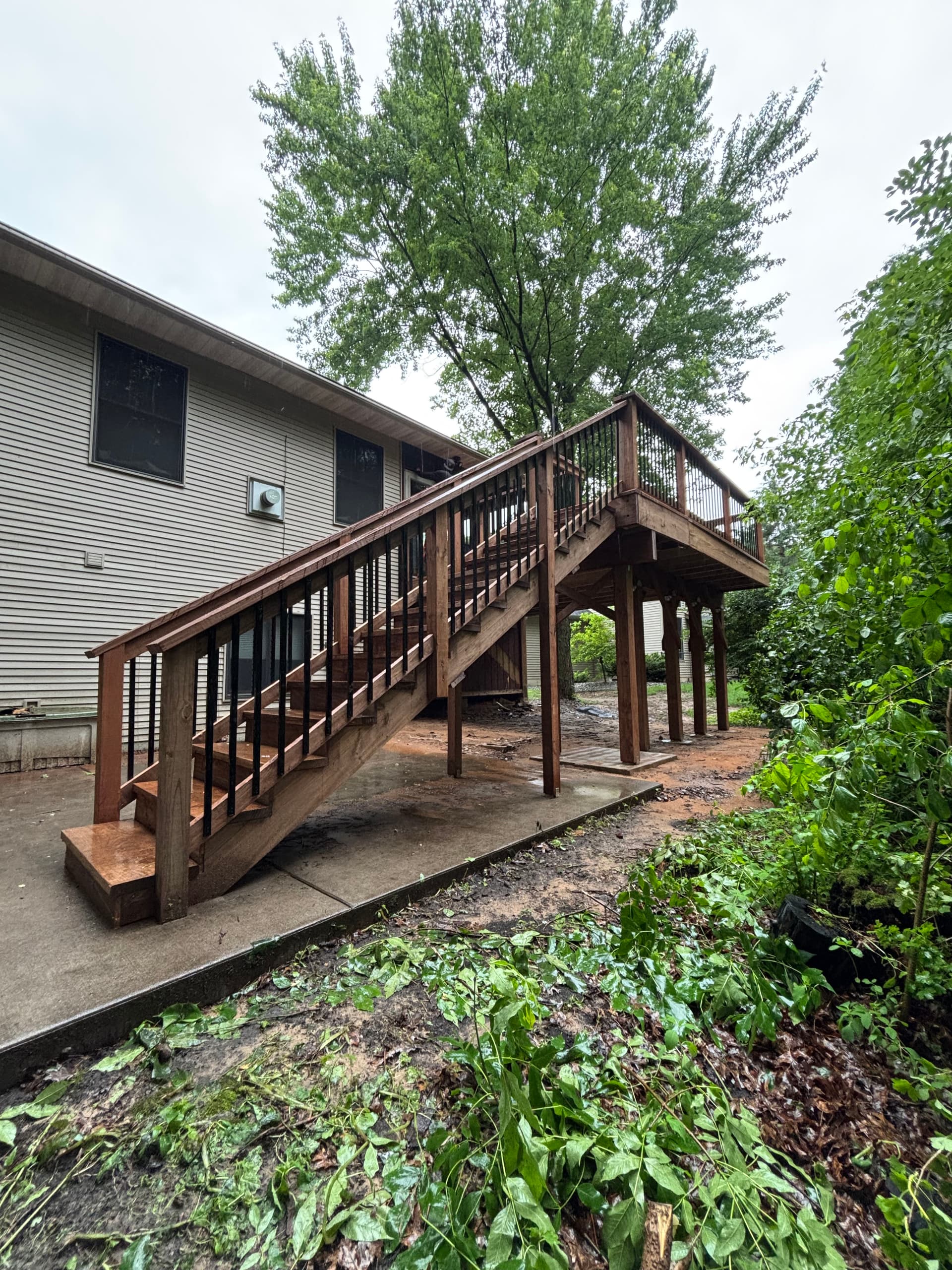 Gallery photos for Full Deck Demo and Custom Build Done Right: Image #7