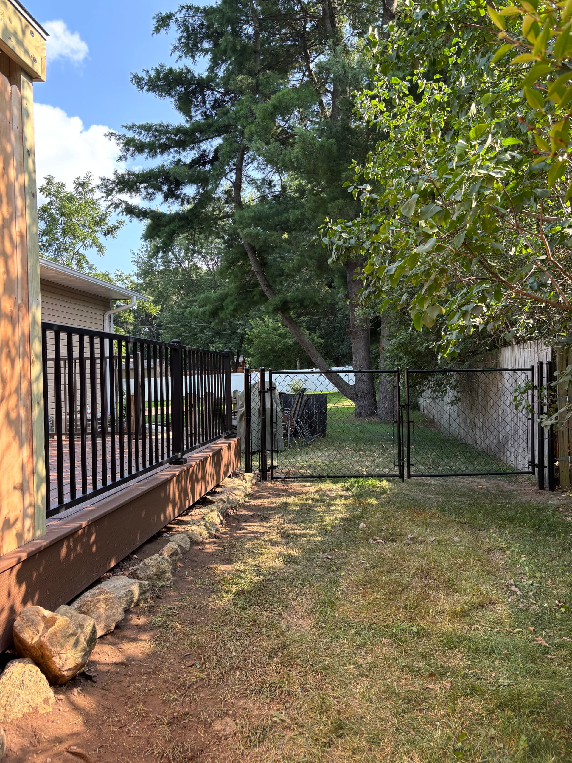Gallery photos for Trex Deck, Gazebo, Westbury Railing and Fence Build Wrapped: Image #7