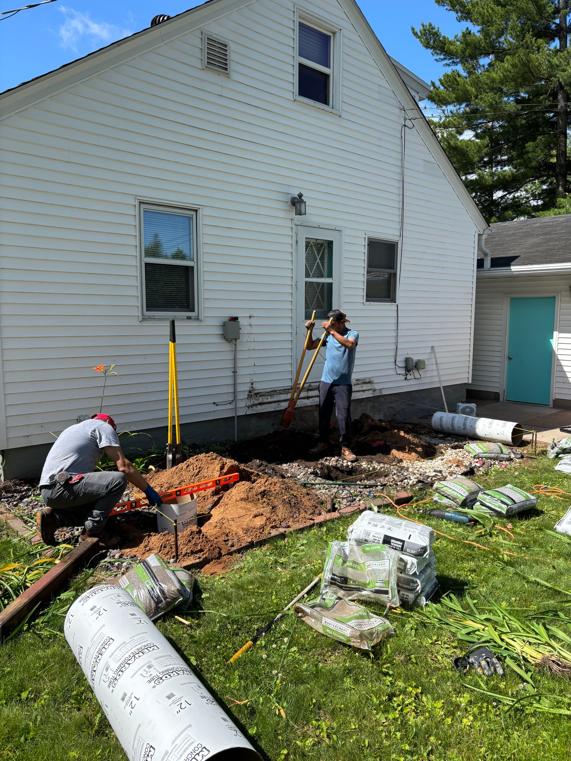 Gallery photos for Old 8x8 Deck Torn Out and Rebuilt Bigger and Better: Image #2